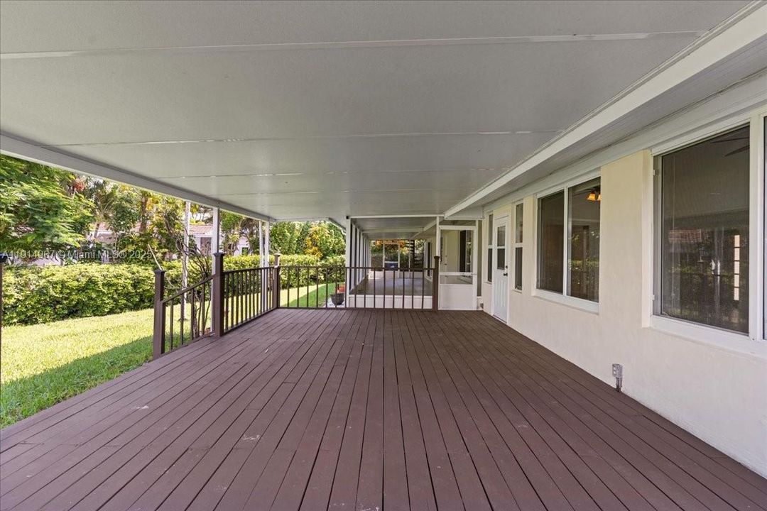 For Rent: $11,500 (5 beds, 3 baths, 3275 Square Feet)