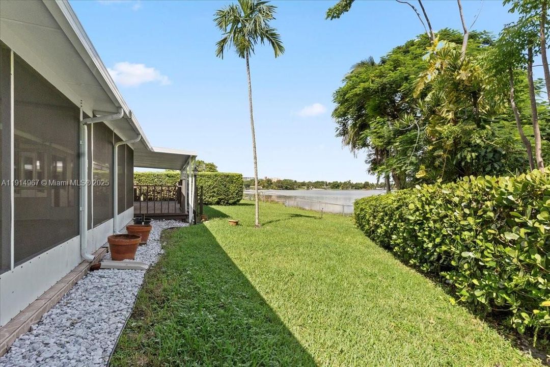 For Rent: $11,500 (5 beds, 3 baths, 3275 Square Feet)