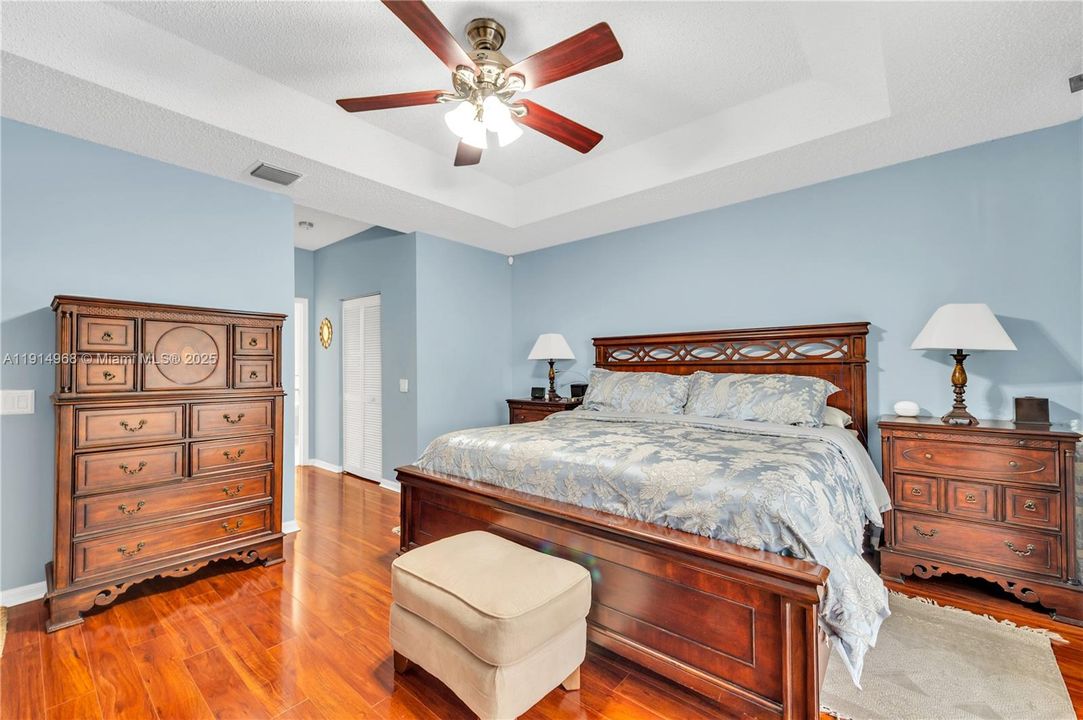 For Sale: $848,000 (4 beds, 2 baths, 2555 Square Feet)