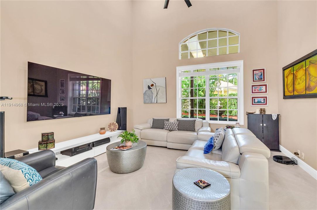 For Sale: $848,000 (4 beds, 2 baths, 2555 Square Feet)