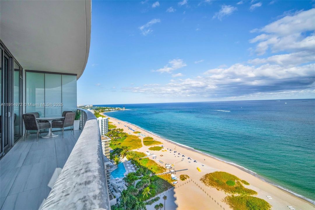 For Sale: $4,100,000 (3 beds, 3 baths, 2428 Square Feet)