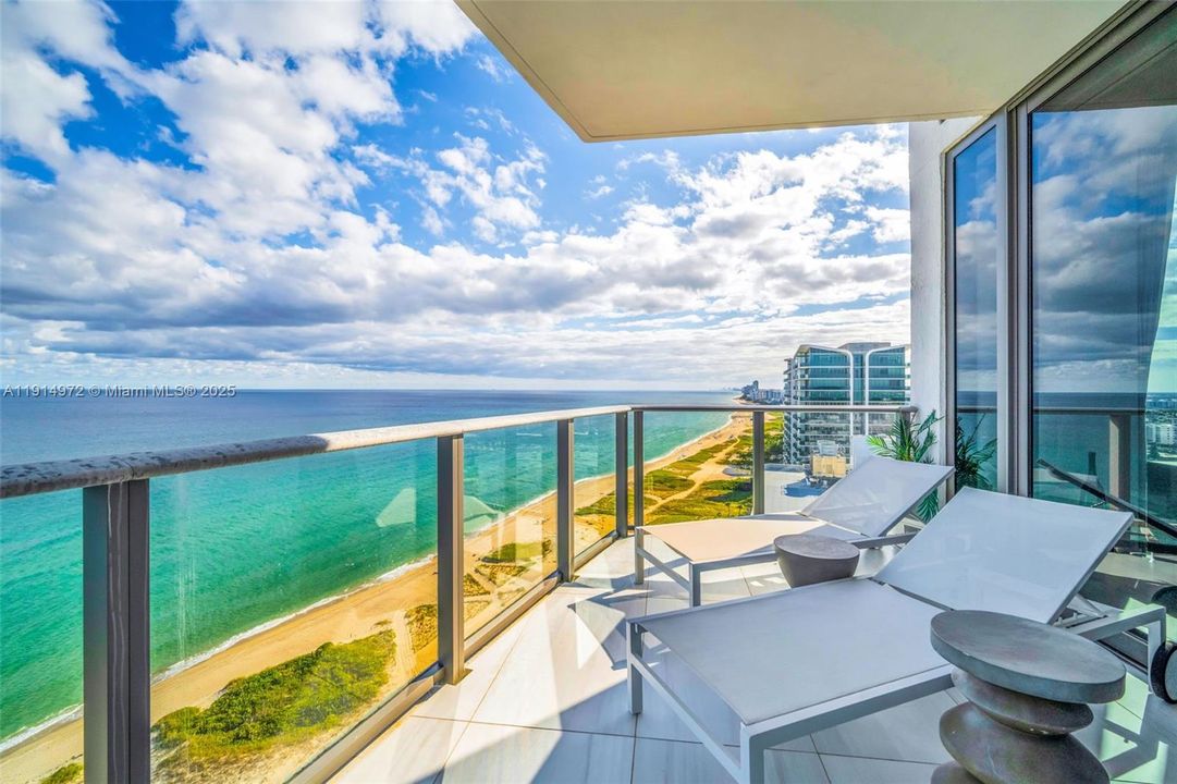 For Sale: $4,100,000 (3 beds, 3 baths, 2428 Square Feet)