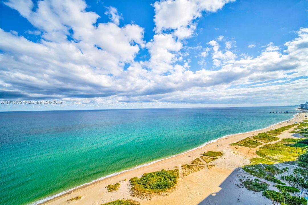 For Sale: $4,100,000 (3 beds, 3 baths, 2428 Square Feet)