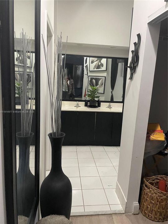 待售: $589,000 (4 贝兹, 3 浴室, 1968 平方英尺)