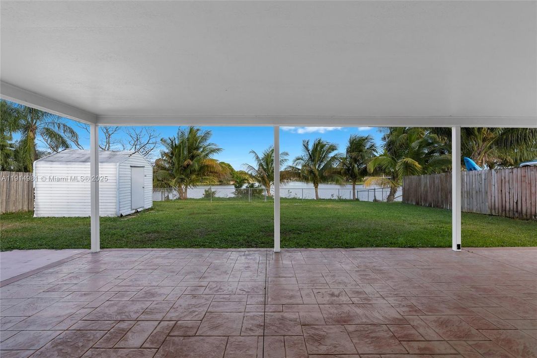 На продажу: $475,000 (2 спален, 1 ванн, 874 Квадратных фут)