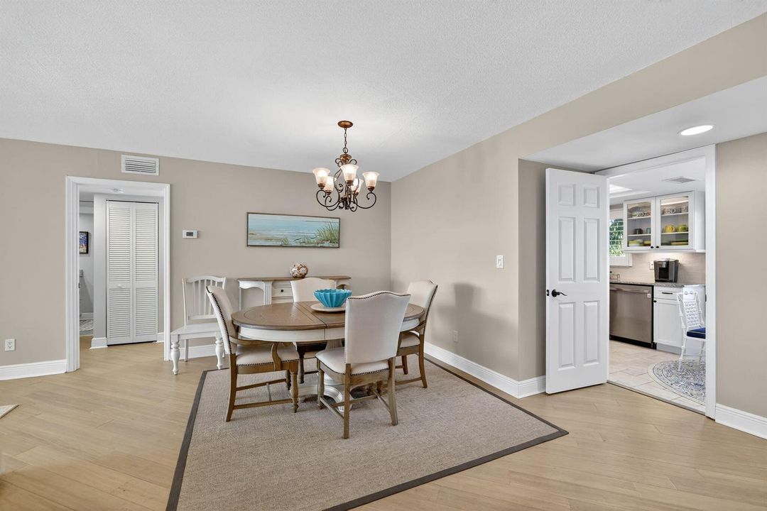 DINING AREA..................