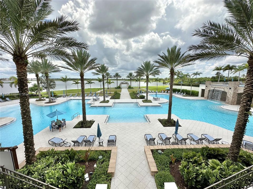 For Rent: $3,800 (4 beds, 3 baths, 2308 Square Feet)