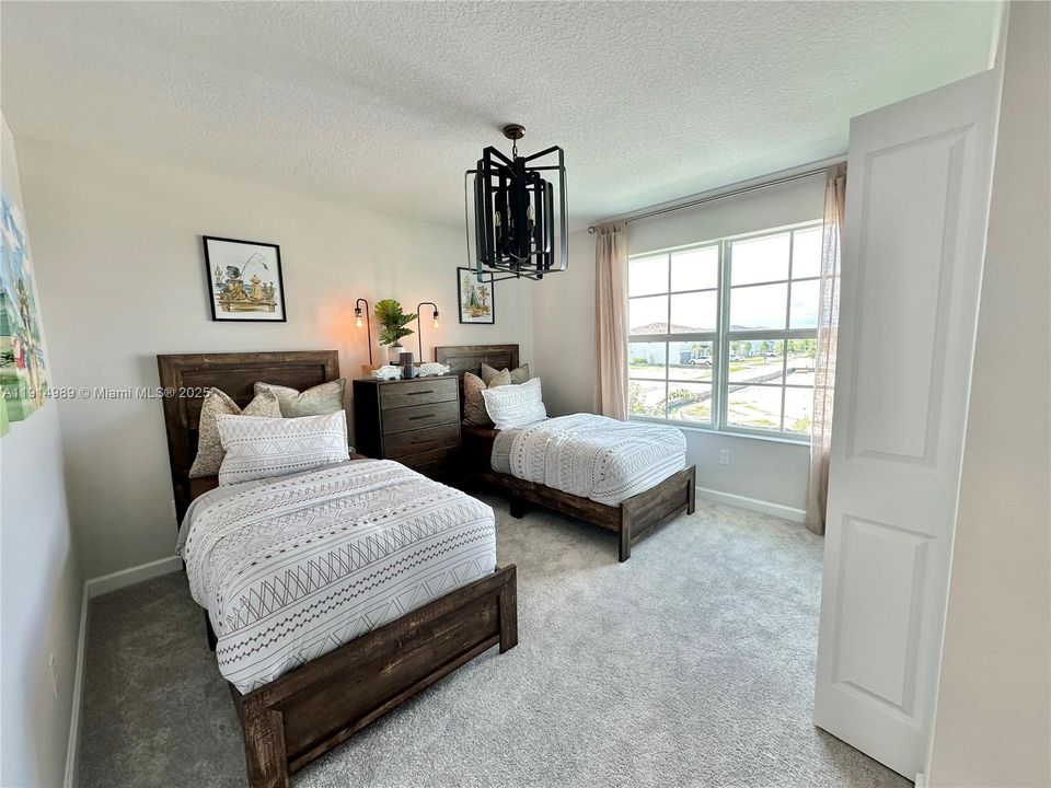 For Rent: $3,800 (4 beds, 3 baths, 2308 Square Feet)