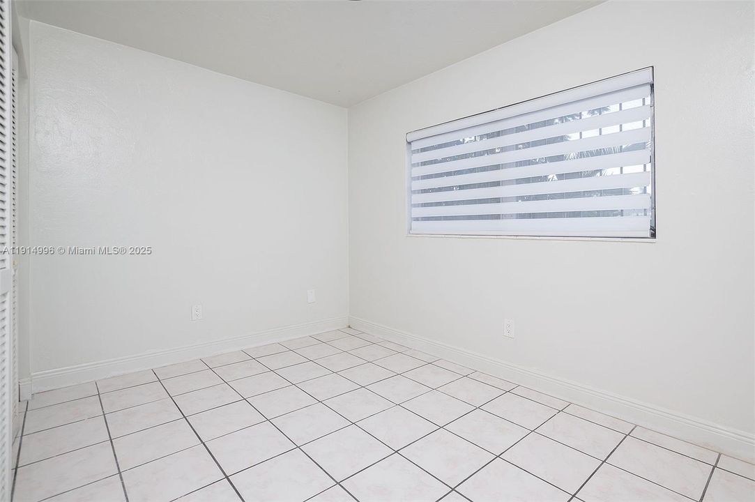 Activo con contrato: $485,000 (3 camas, 1 baños, 1015 Pies cuadrados)