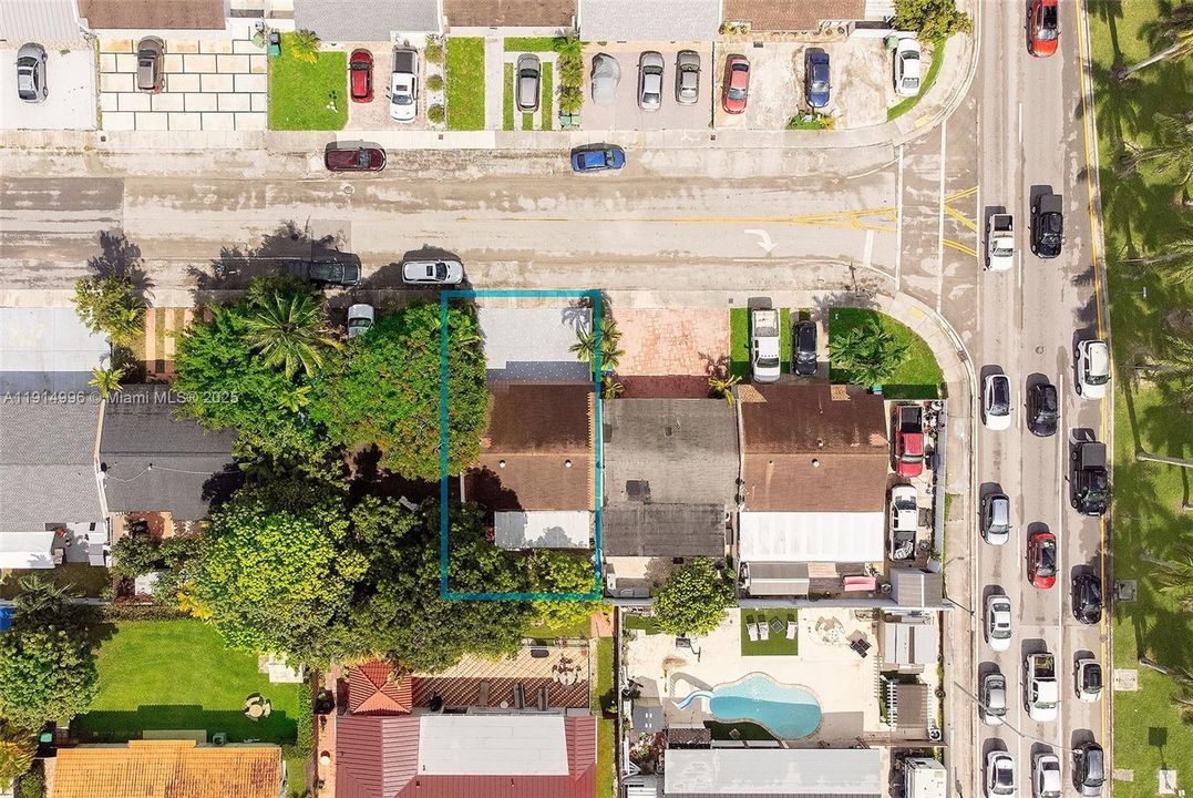 Activo con contrato: $485,000 (3 camas, 1 baños, 1015 Pies cuadrados)