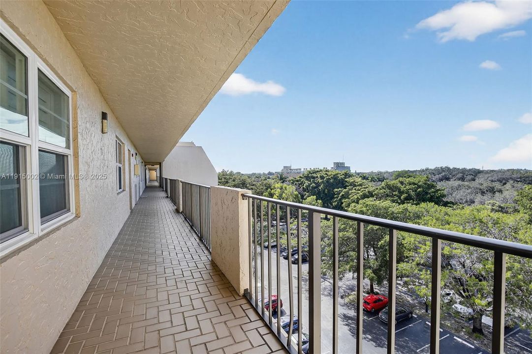 Activo con contrato: $254,999 (2 camas, 2 baños, 1140 Pies cuadrados)