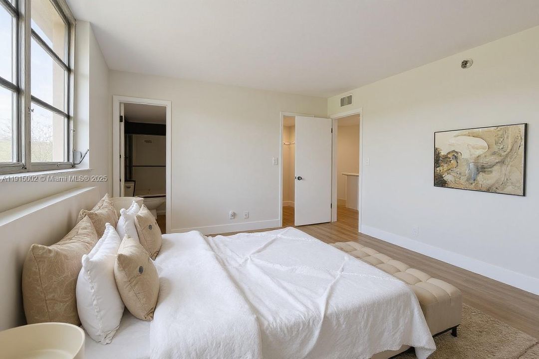 Activo con contrato: $254,999 (2 camas, 2 baños, 1140 Pies cuadrados)