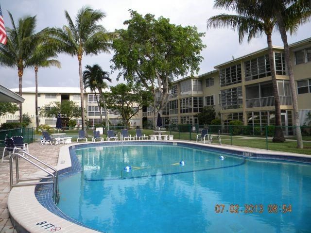 待售: $300,000 (2 贝兹, 2 浴室, 1020 平方英尺)