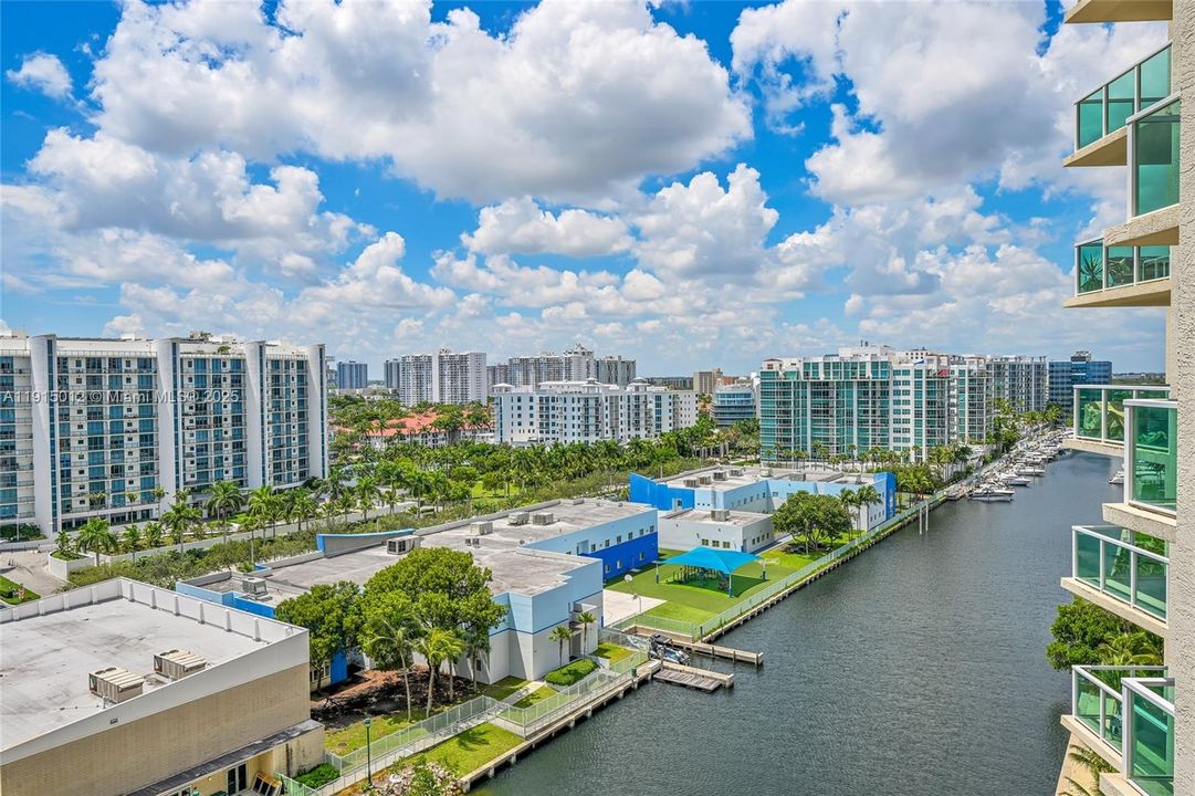 待售: $745,000 (3 贝兹, 2 浴室, 1824 平方英尺)