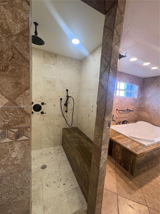 For Rent: $4,750 (5 beds, 4 baths, 3288 Square Feet)