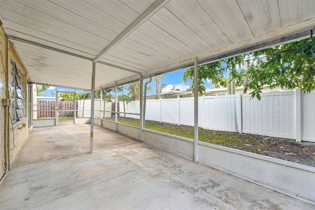 待售: $615,000 (4 贝兹, 2 浴室, 1909 平方英尺)