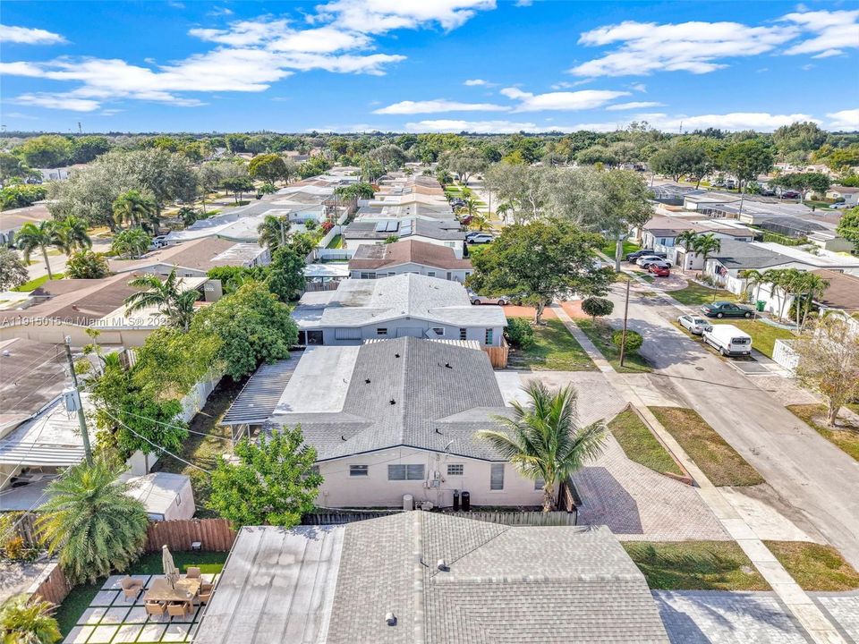 待售: $615,000 (4 贝兹, 2 浴室, 1909 平方英尺)