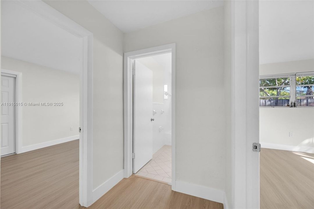 待售: $615,000 (4 贝兹, 2 浴室, 1909 平方英尺)