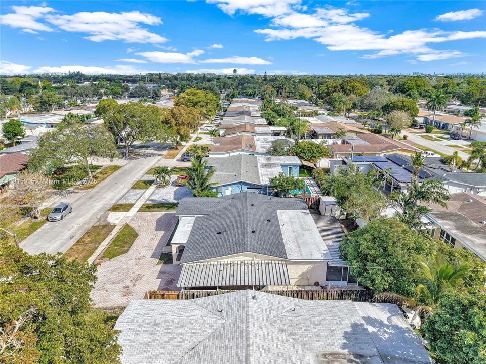 待售: $615,000 (4 贝兹, 2 浴室, 1909 平方英尺)