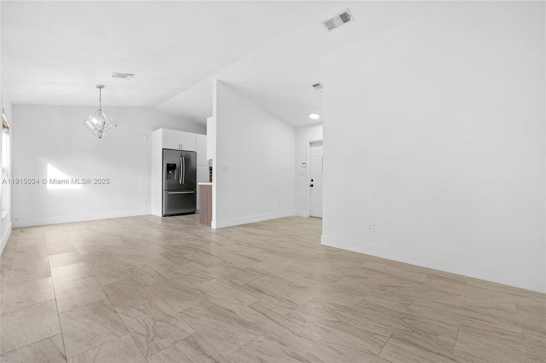 Active With Contract: $479,000 (3 beds, 2 baths, 1397 Square Feet)