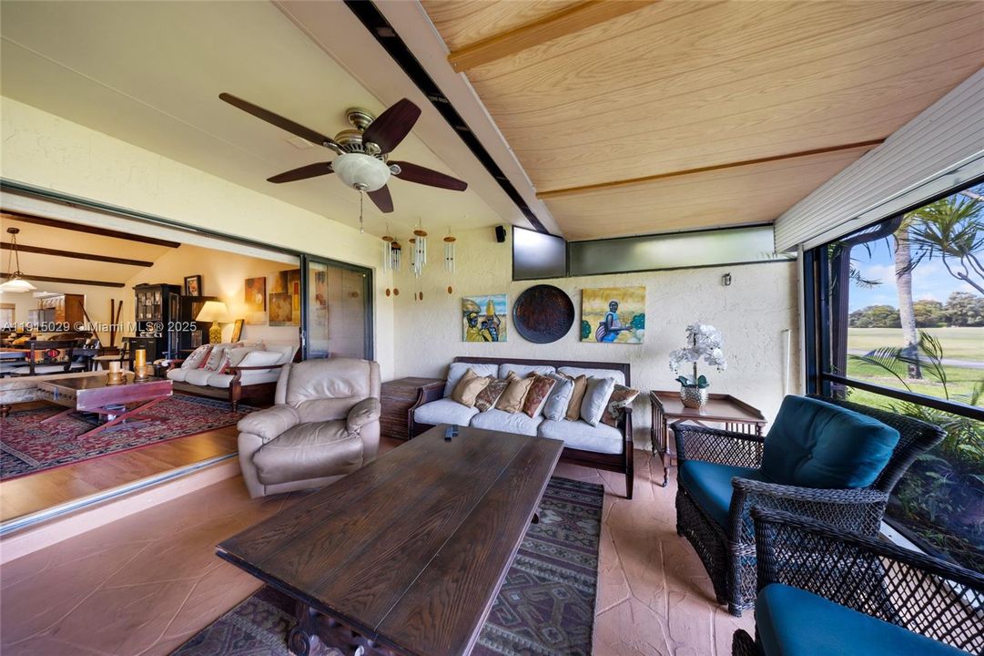 For Sale: $476,000 (3 beds, 2 baths, 1836 Square Feet)