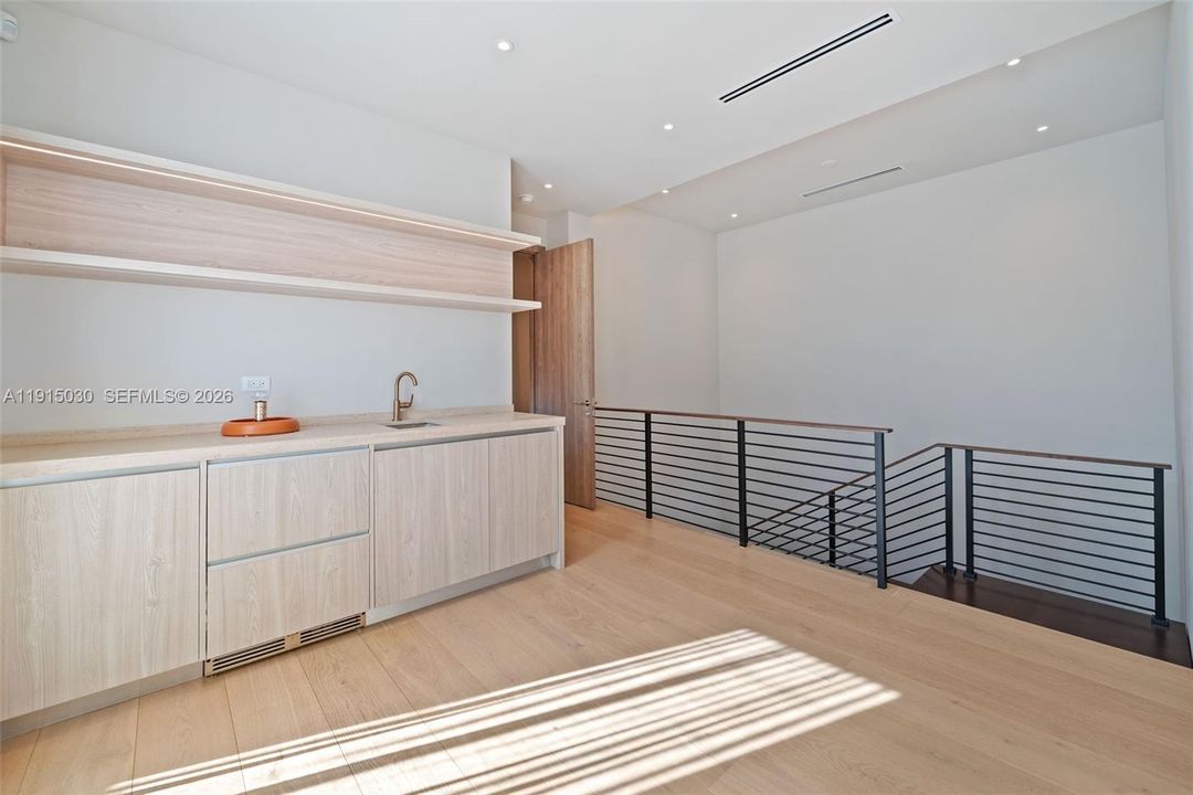 For Sale: $6,250,000 (4 beds, 4 baths, 3367 Square Feet)