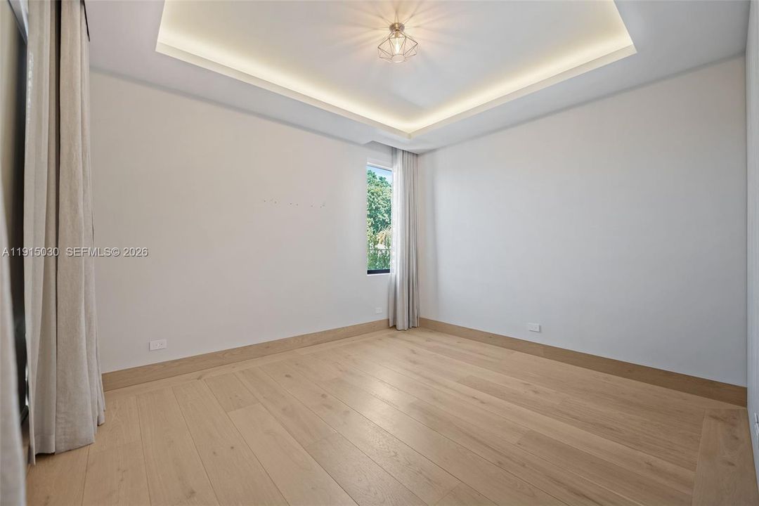 For Sale: $6,250,000 (4 beds, 4 baths, 3367 Square Feet)