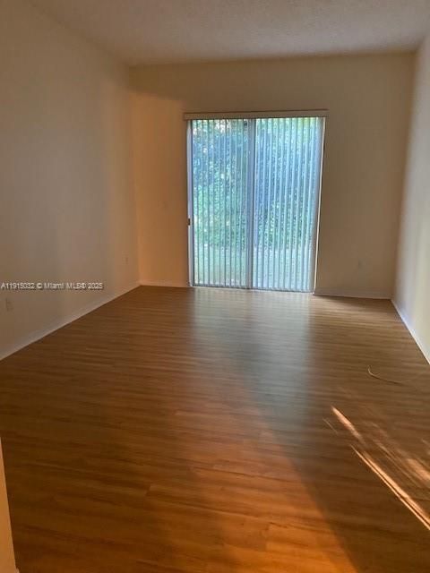 出租: $3,200 (4 贝兹, 3 浴室, 2118 平方英尺)