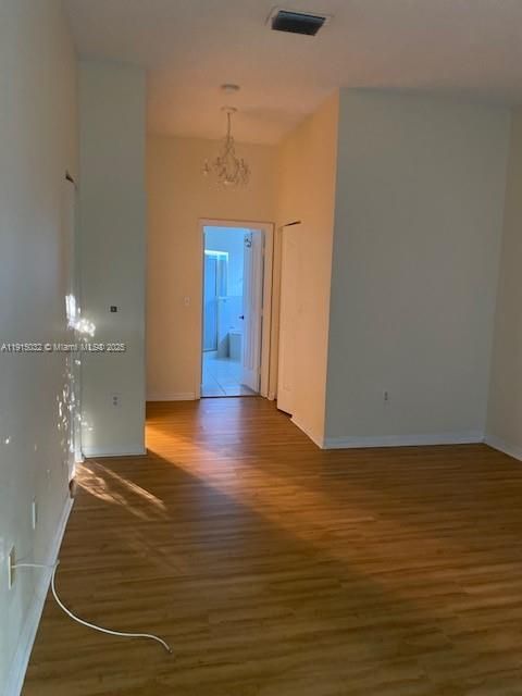 出租: $3,200 (4 贝兹, 3 浴室, 2118 平方英尺)