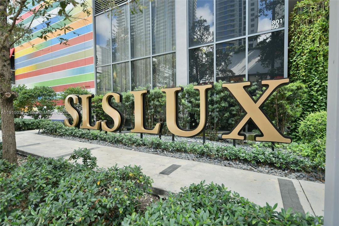 For Rent: $9,000 (3 beds, 3 baths, 1450 Square Feet)