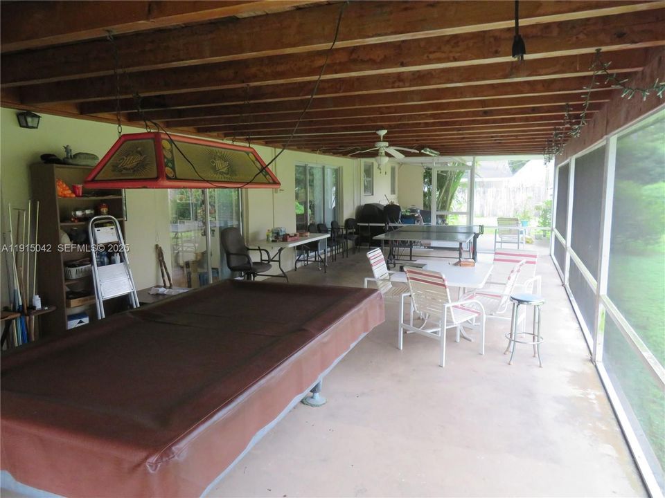 待售: $2,294,900 (3 贝兹, 1 浴室, 1801 平方英尺)