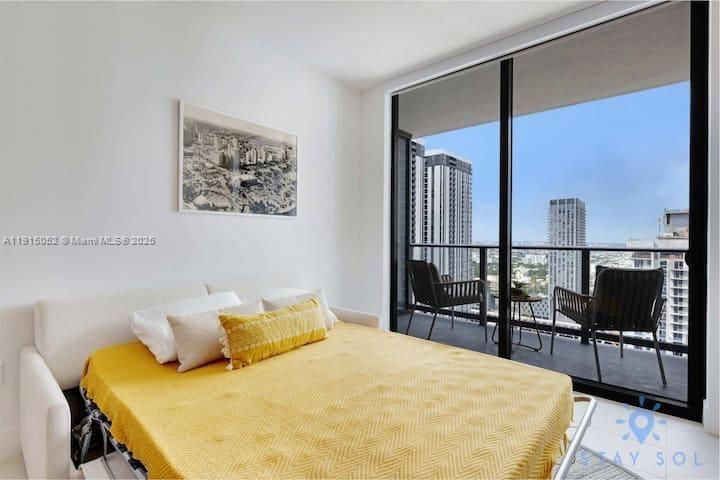 En Venta: $629,900 (1 camas, 1 baños, 588 Pies cuadrados)