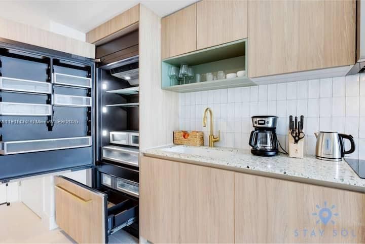 En Venta: $629,900 (1 camas, 1 baños, 588 Pies cuadrados)