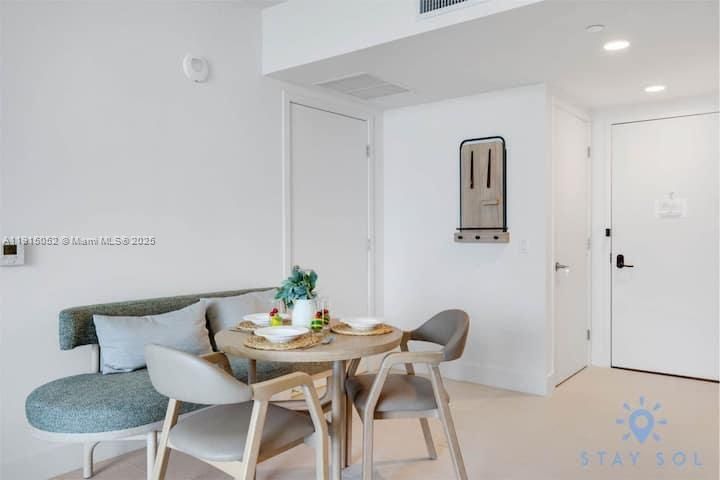 En Venta: $629,900 (1 camas, 1 baños, 588 Pies cuadrados)