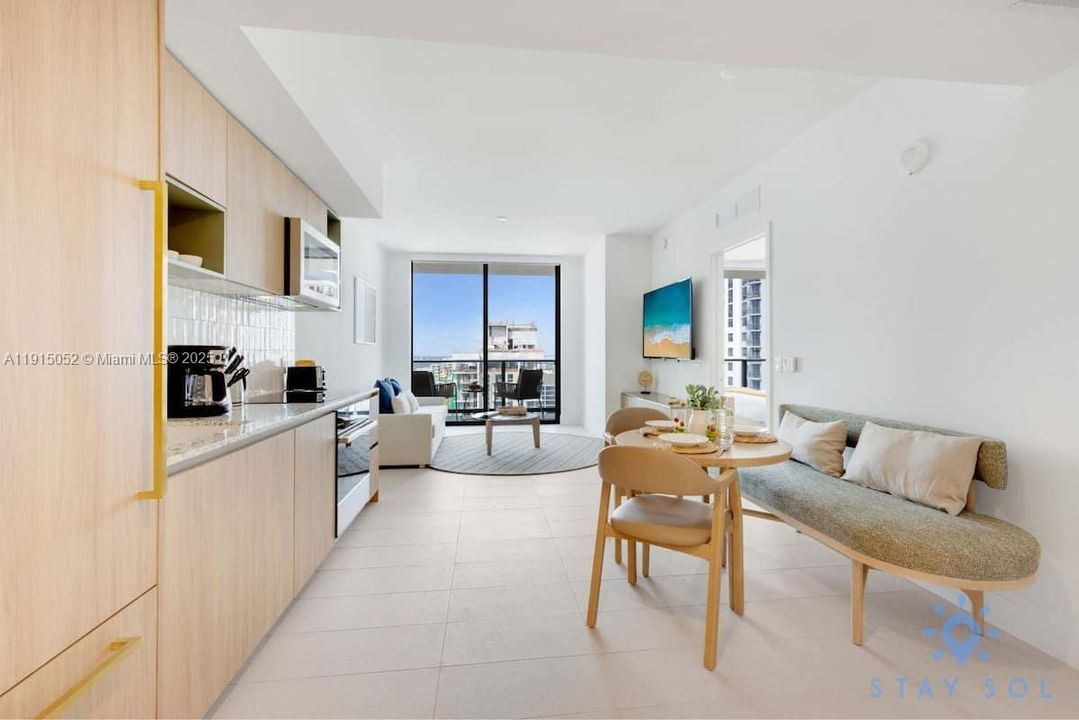 En Venta: $629,900 (1 camas, 1 baños, 588 Pies cuadrados)