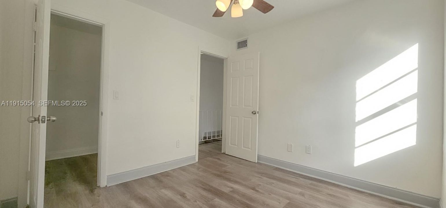 Activo con contrato: $1,900 (2 camas, 2 baños, 802 Pies cuadrados)