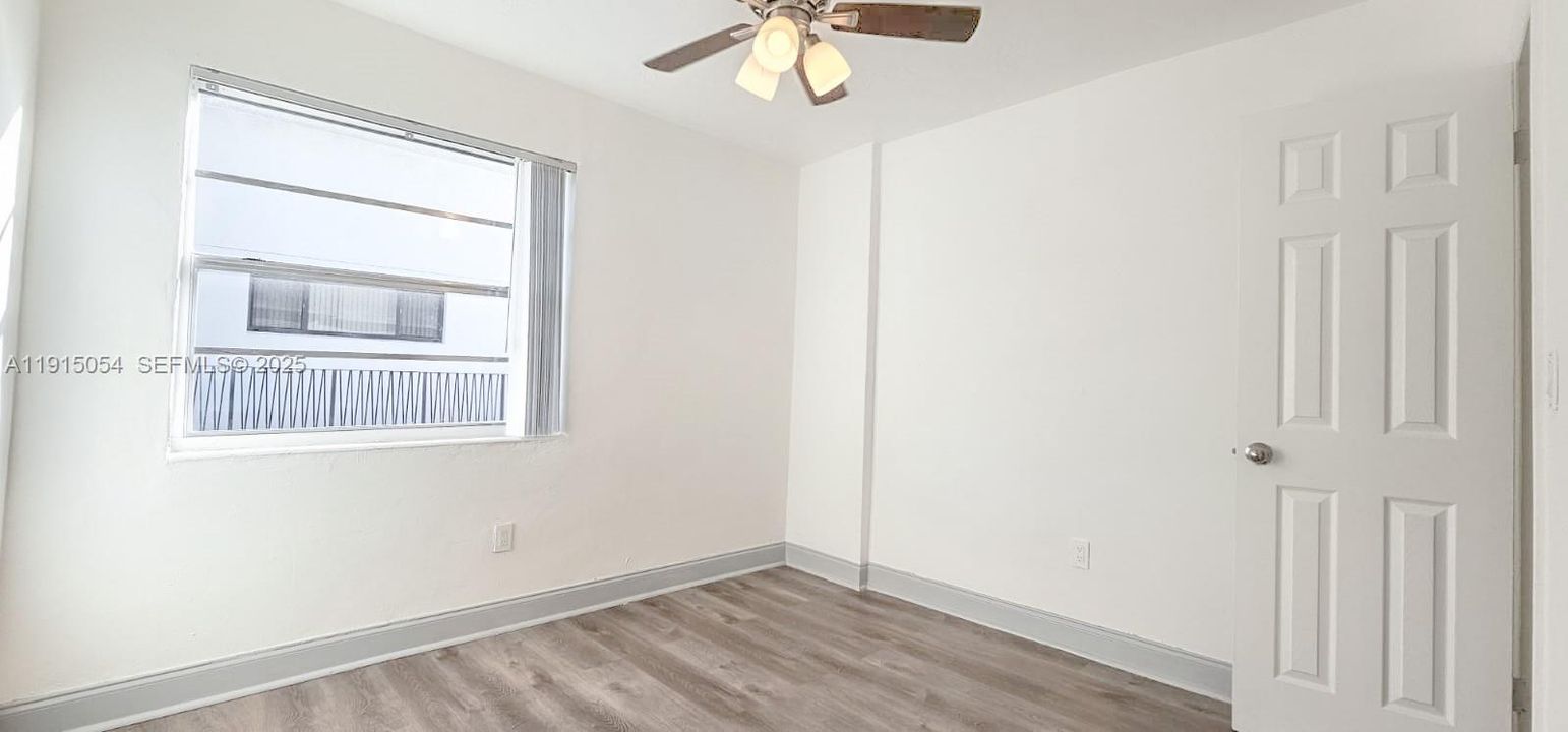 Activo con contrato: $1,900 (2 camas, 2 baños, 802 Pies cuadrados)