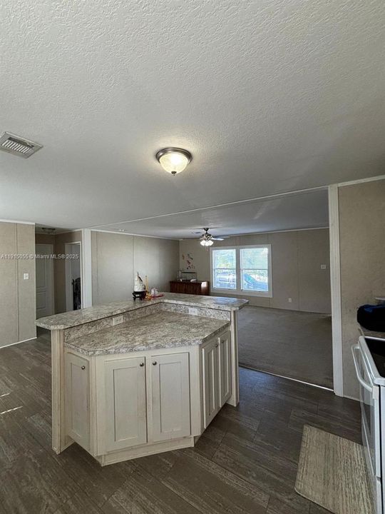 待售: $150,000 (3 贝兹, 2 浴室, 0 平方英尺)