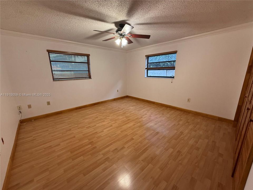 For Rent: $4,500 (4 beds, 3 baths, 3699 Square Feet)