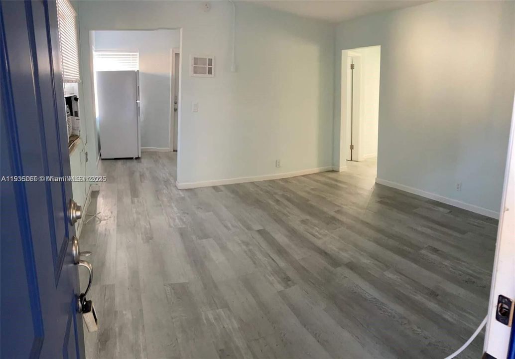 待售: $665,000 (0 贝兹, 0 浴室, 2096 平方英尺)