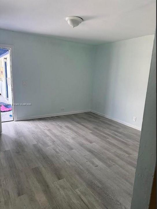 待售: $665,000 (0 贝兹, 0 浴室, 2096 平方英尺)