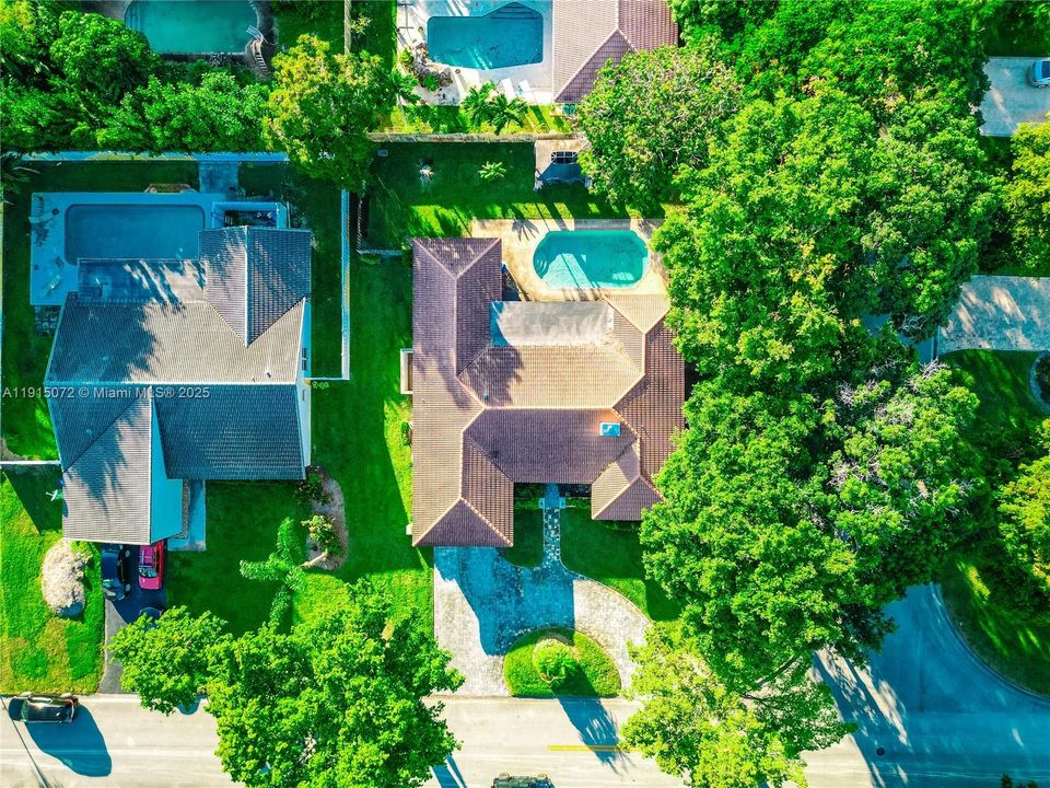 待售: $875,000 (4 贝兹, 2 浴室, 2519 平方英尺)