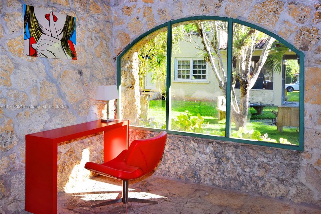 待售: $523,900 (1 贝兹, 1 浴室, 668 平方英尺)