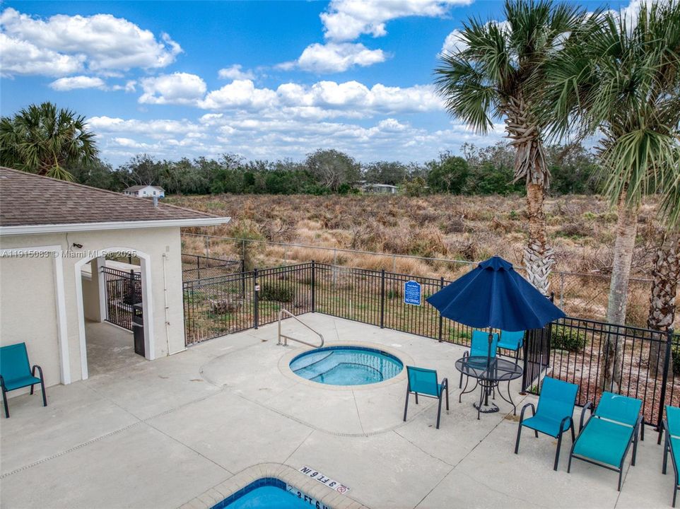 For Rent: $1,700 (3 beds, 2 baths, 1330 Square Feet)