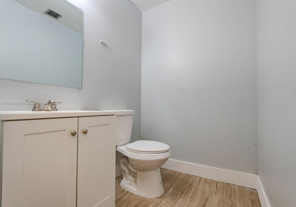 В аренду: $34 (0 спален, 0 ванн, 0 Квадратных фут)