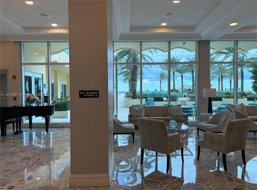 En Venta: $340,000 (0 camas, 1 baños, 482 Pies cuadrados)