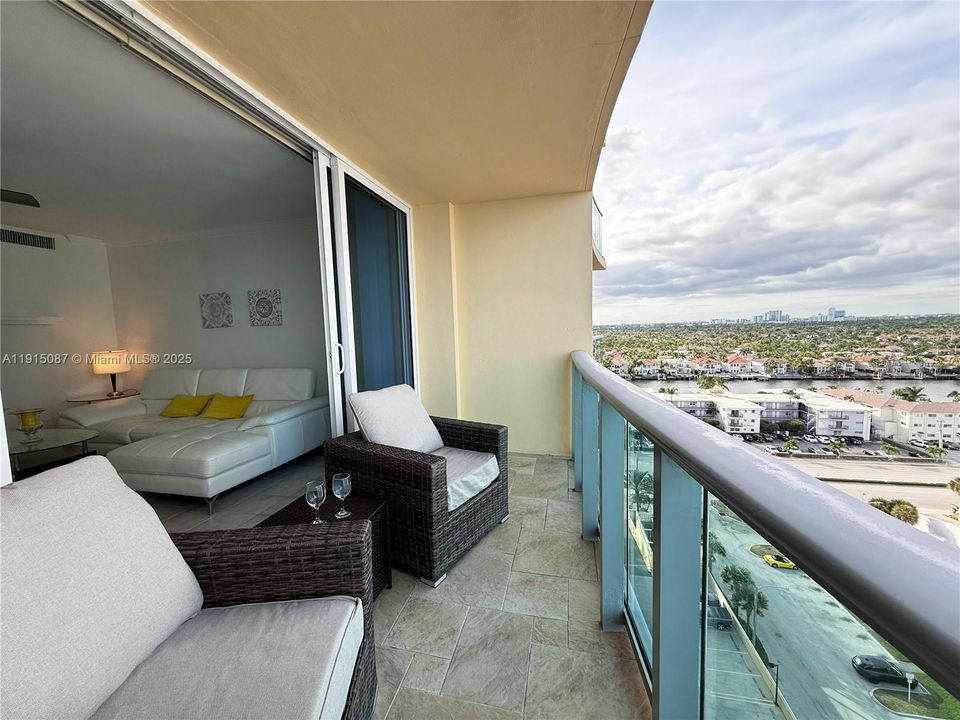 En Venta: $340,000 (0 camas, 1 baños, 482 Pies cuadrados)