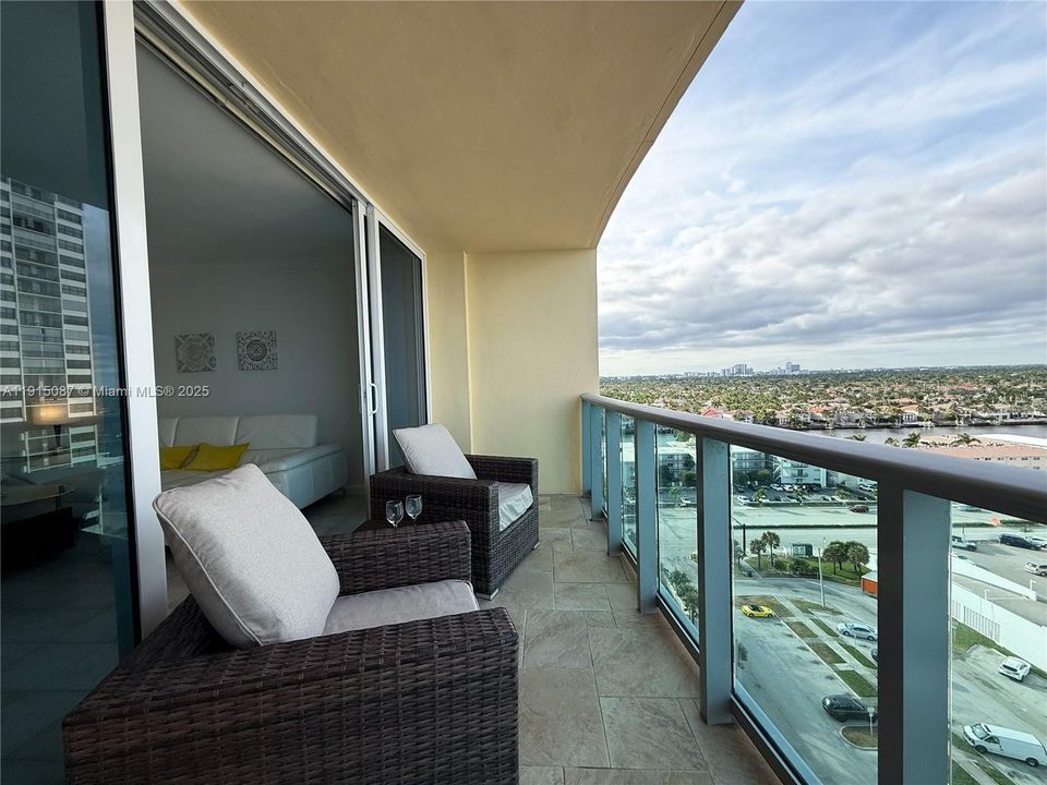 En Venta: $340,000 (0 camas, 1 baños, 482 Pies cuadrados)