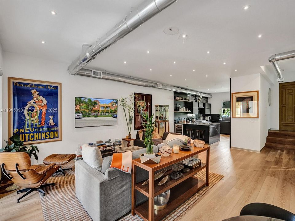 For Sale: $896,000 (3 beds, 2 baths, 2305 Square Feet)