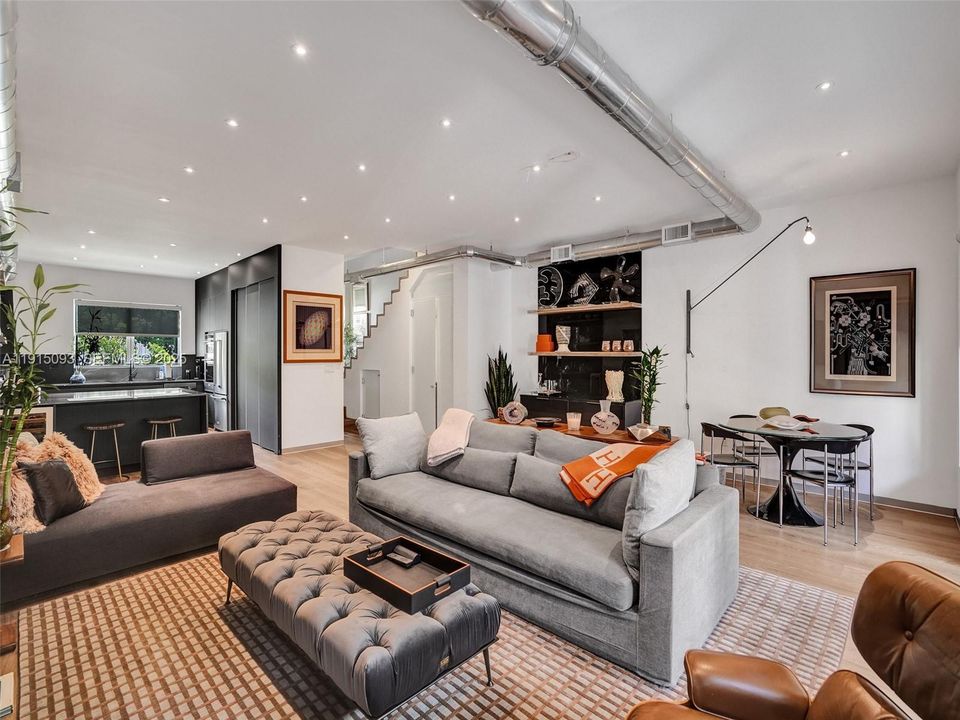 For Sale: $896,000 (3 beds, 2 baths, 2305 Square Feet)